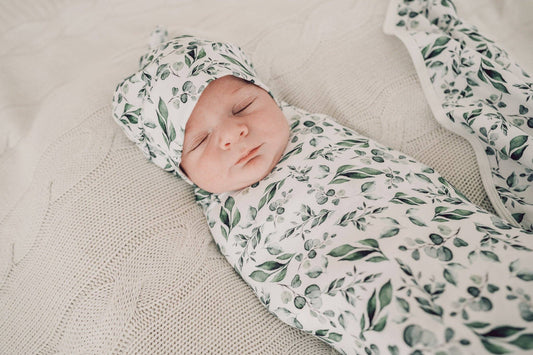 Snuggly Jacks - Golden Leaves Jersey Swaddle Stretch Swaddle Wrap & Beanie Set